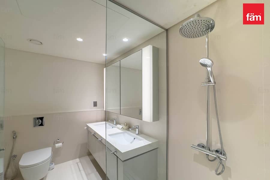 Full Marina Views | Upgraded | Private Beach - Image 22