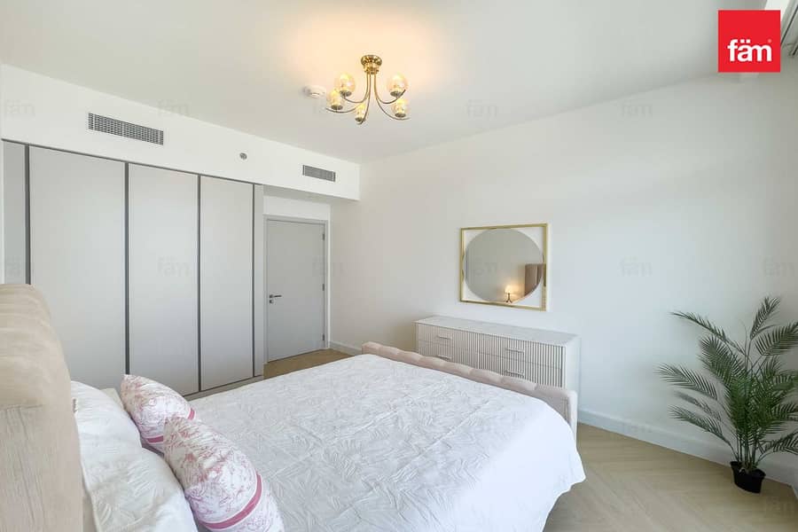 Full Marina Views | Upgraded | Private Beach - Image 24