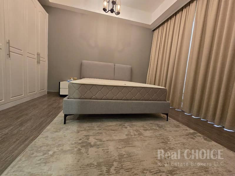 Bright & Beautiful | Furnished | 4BR Villa - Image 11