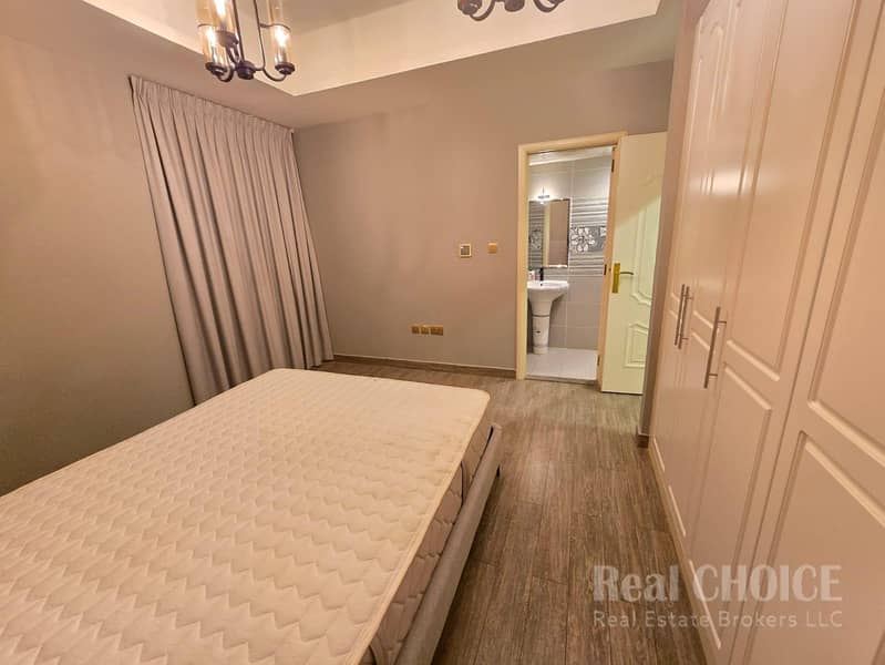 Bright & Beautiful | Furnished | 4BR Villa - Image 12