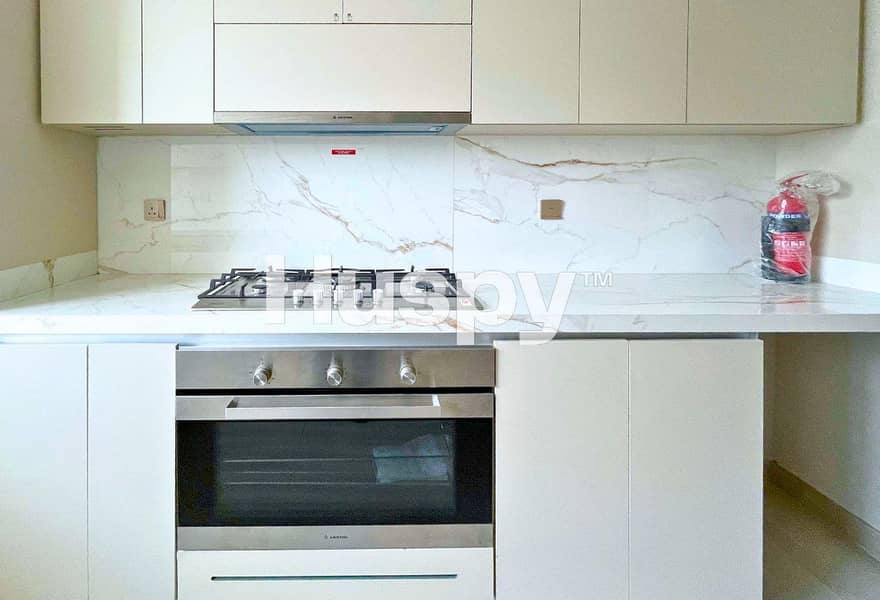 Low Floor | Vacant | Maids Room