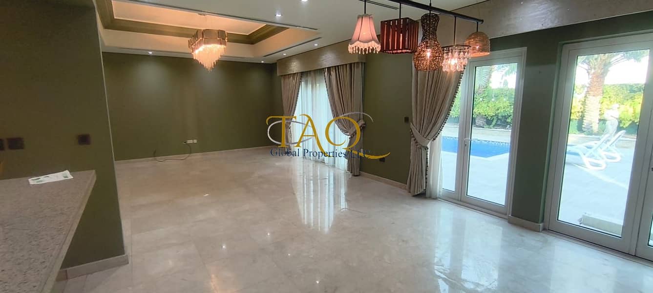 4 Bed Villa | Private Pool & Huge Plot - Direct Owner