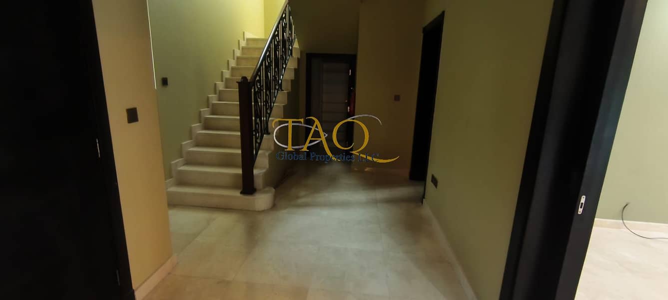 4 Bed Villa | Private Pool & Huge Plot - Direct Owner