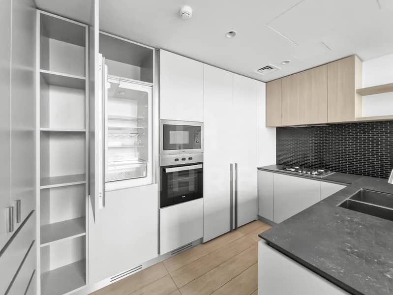 ELLINGTON | 2BED/2BATH | APPLIANCES | NEXT TO PARK - Image 7