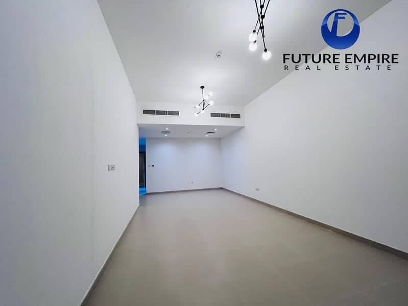 Spacious 2BHK | Maid’s Room | Big Balcony | Book Now