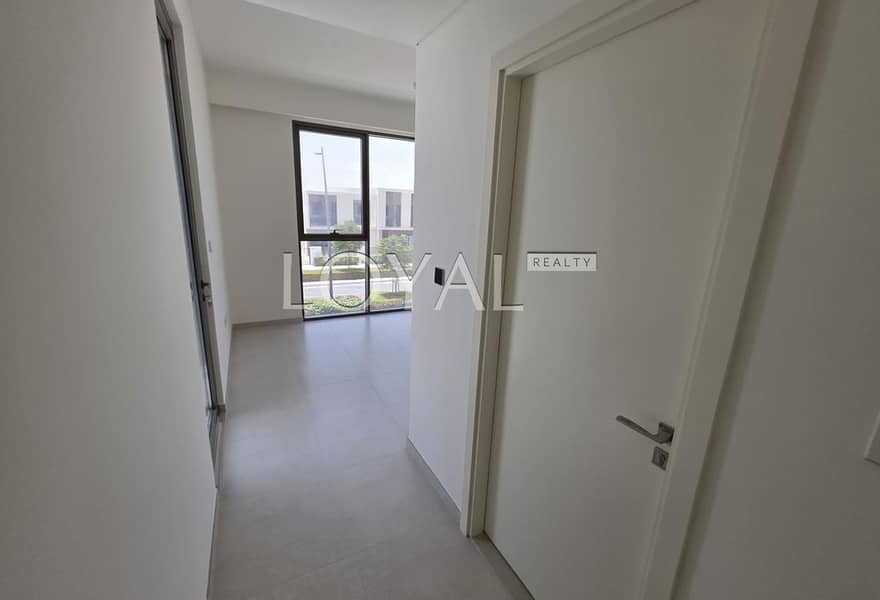 Brandnew | Great Location | Near to Amenities - Image 9