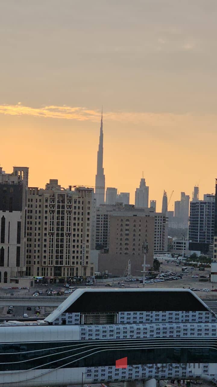 BURJ KHALIFA VIEW | DUBAI CANAL VIEW | NEAR METRO
