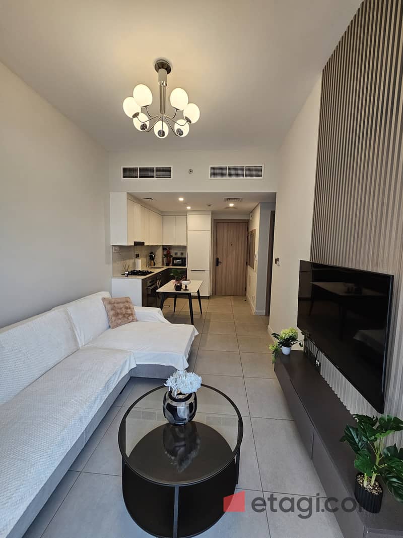 BURJ KHALIFA VIEW | DUBAI CANAL VIEW | NEAR METRO