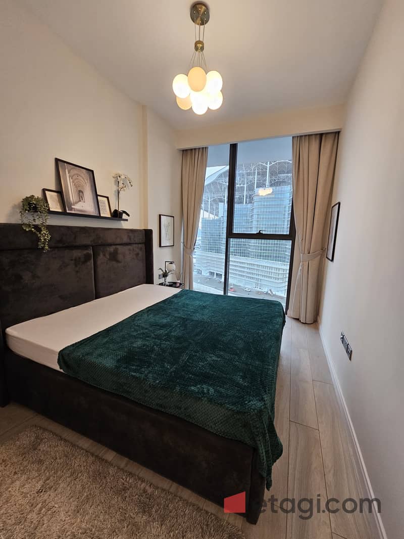 BURJ KHALIFA VIEW | DUBAI CANAL VIEW | NEAR METRO