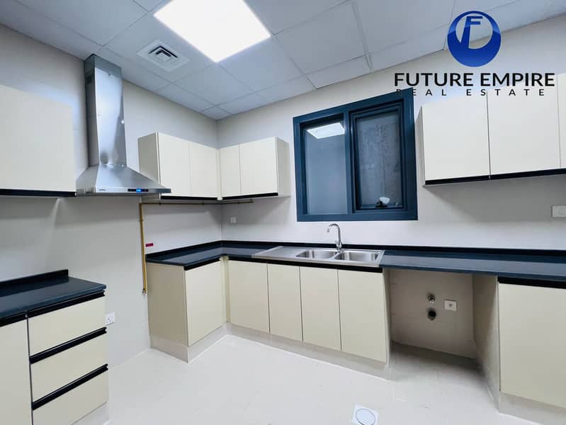 Luxury 1BHK | Maid’s Room | Big Balcony | Book Now