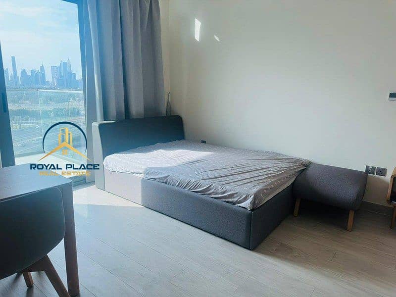 Spacious Studio | Burj Khalifa View | Farhad Azizi