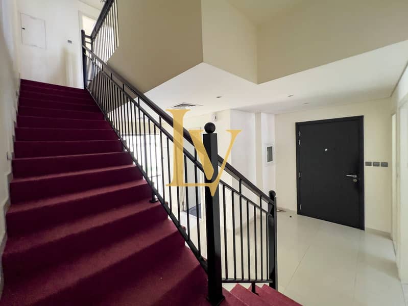 3 BR + Maid | Vacant | Big Plot | Negotiable | End To End Corener - Image 7