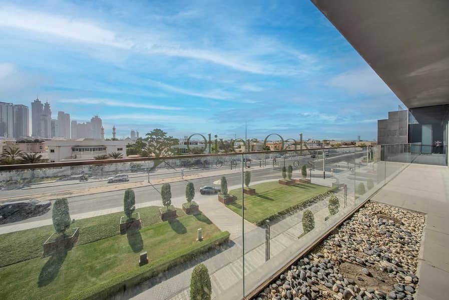 Large Layout | Massive Landscaped Balcony | Modern