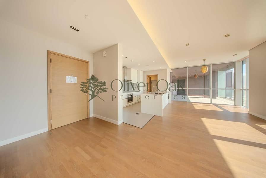 Large Layout | Massive Landscaped Balcony | Modern - Image 15