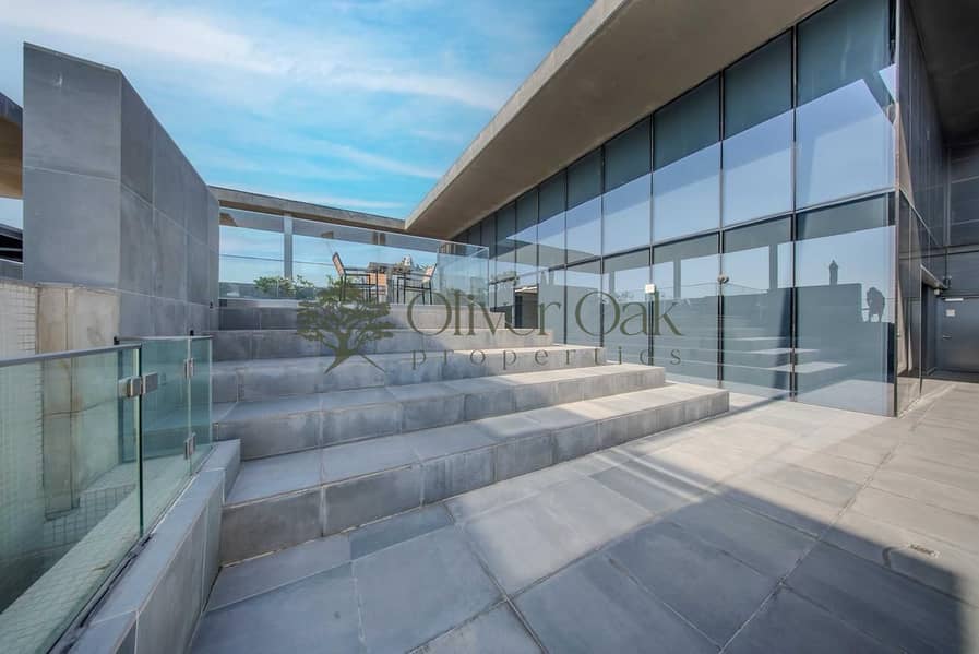 Large Layout | Massive Landscaped Balcony | Modern - Image 35