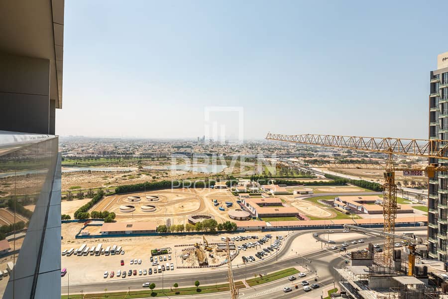 Spacious Layout | High Floor | Upgraded Unit