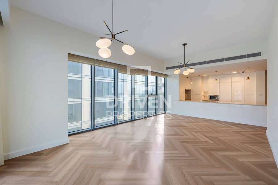 Corner Unit | Full Canal and Burj Khalifa View - Image 5