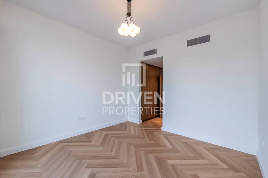 Corner Unit | Full Canal and Burj Khalifa View - Image 14