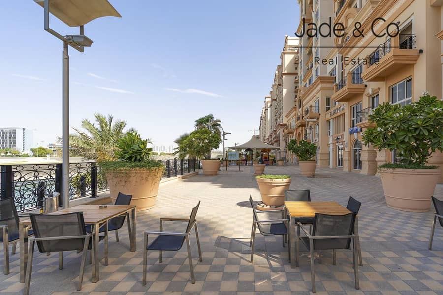 Community Expert | 1 BHK | Vacant on Transfer