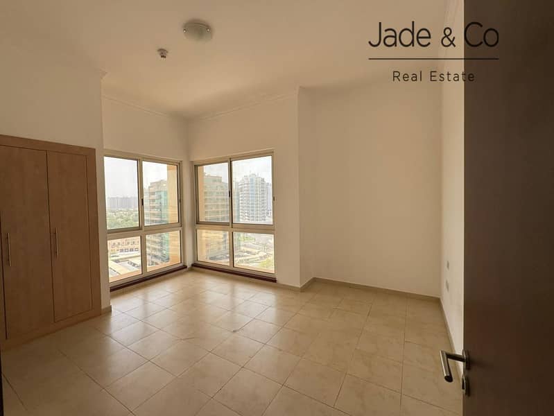 Community Expert | 1 BHK | Vacant on Transfer - Image 9