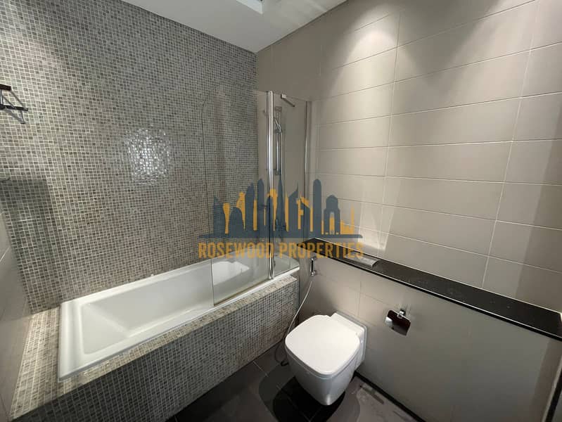 WELL MAINTAINED | BRIGHT APARTMENT | SZR VIEW - Image 12