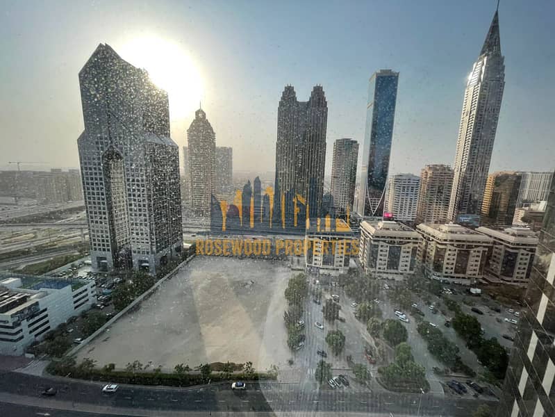 WELL MAINTAINED | BRIGHT APARTMENT | SZR VIEW - Image 14