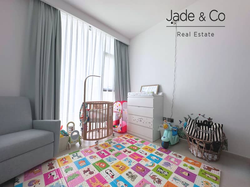 Prime Location | Well Maintained | Vacant - Image 13