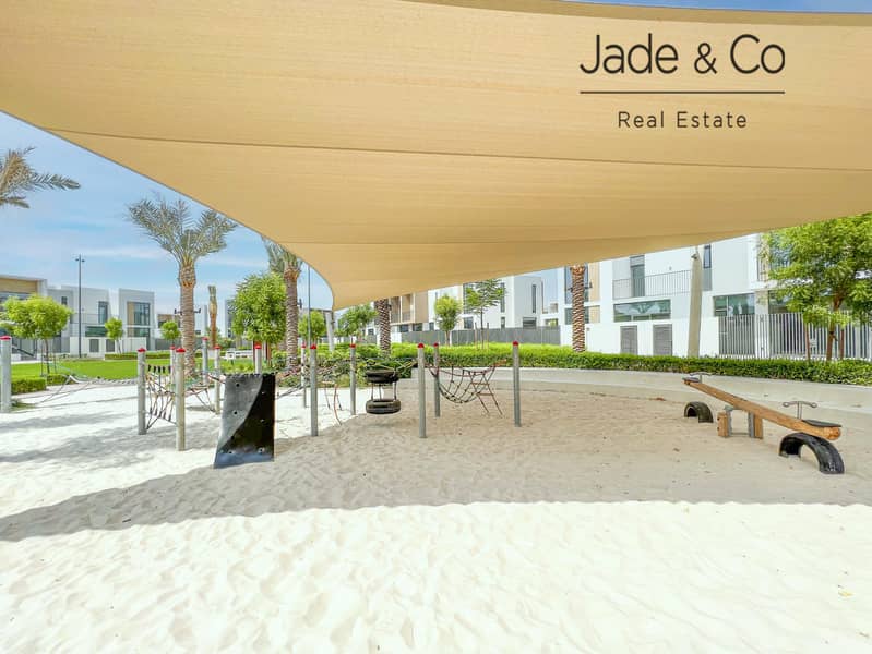 Prime Location | Well Maintained | Vacant - Image 29