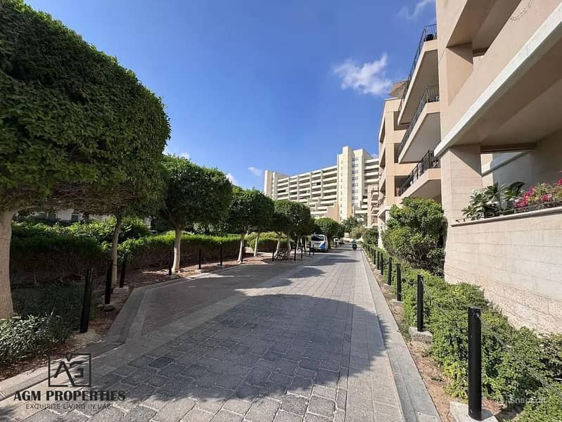 Vacant | Prime Location | Decent - Image 8