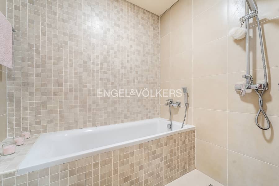 Golf Course View | Vacant on Transfer - Image 13