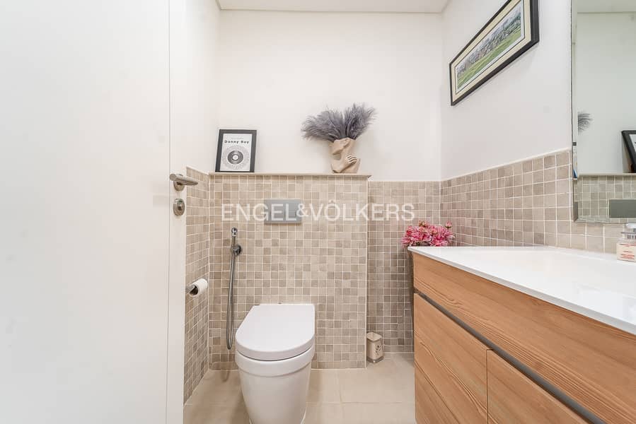 Golf Course View | Vacant on Transfer - Image 18