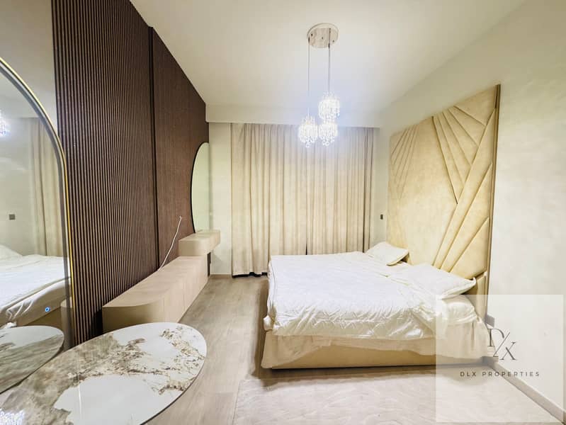 MULTIPLE UNITS | SPACIOUS | CHILLER FREE