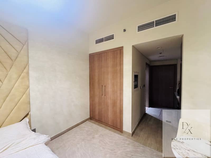 MULTIPLE UNITS | SPACIOUS | CHILLER FREE