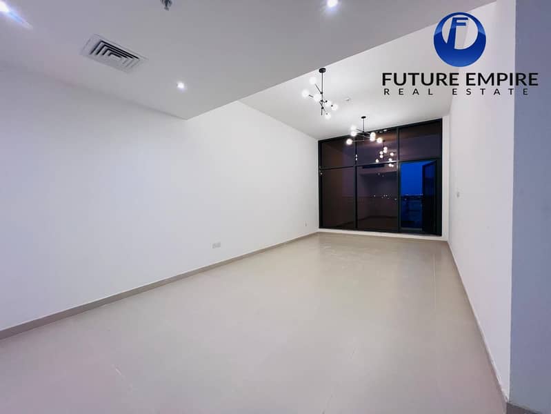 Spacious 3BHK + Maid’s Room | Vacant | Ready to Move In