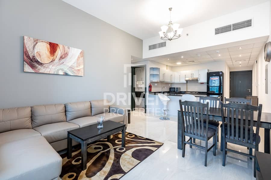 Spacious Layout | High Floor | Upgraded Unit