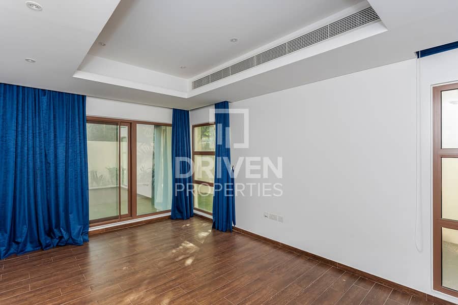 Prime Location | Ready to Move in | Private Pool - Image 13