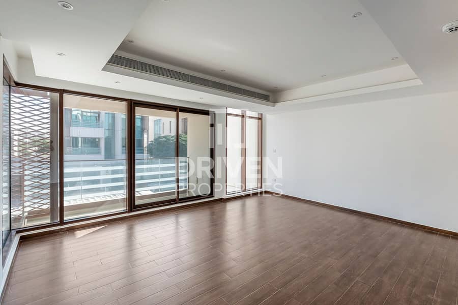 Prime Location | Ready to Move in | Private Pool - Image 16