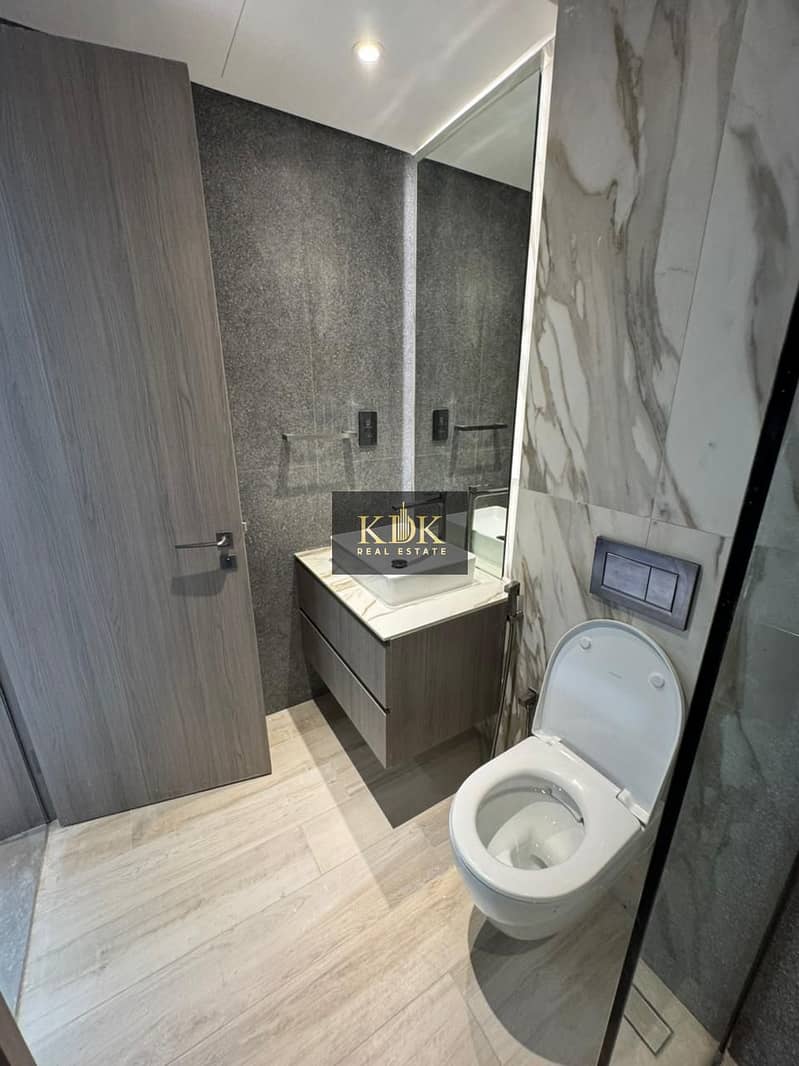 Sami Furnished | Prime Location | Park View - Image 12