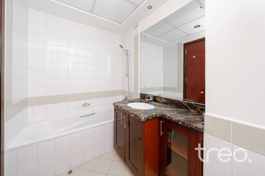 Great Location | View Today | Vacant - Image 11