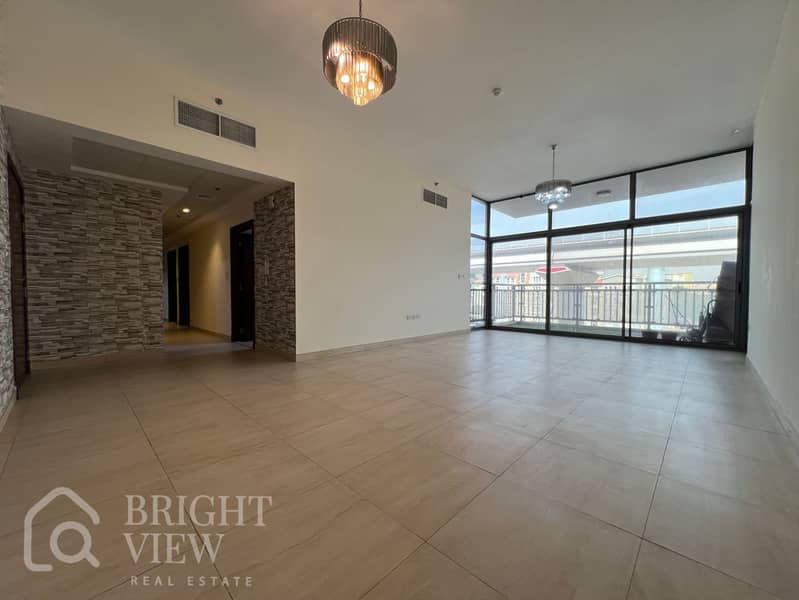 LARGE 3BR CLOSE KITCHEN CHILLER FREE NEXT 2 THE METRO