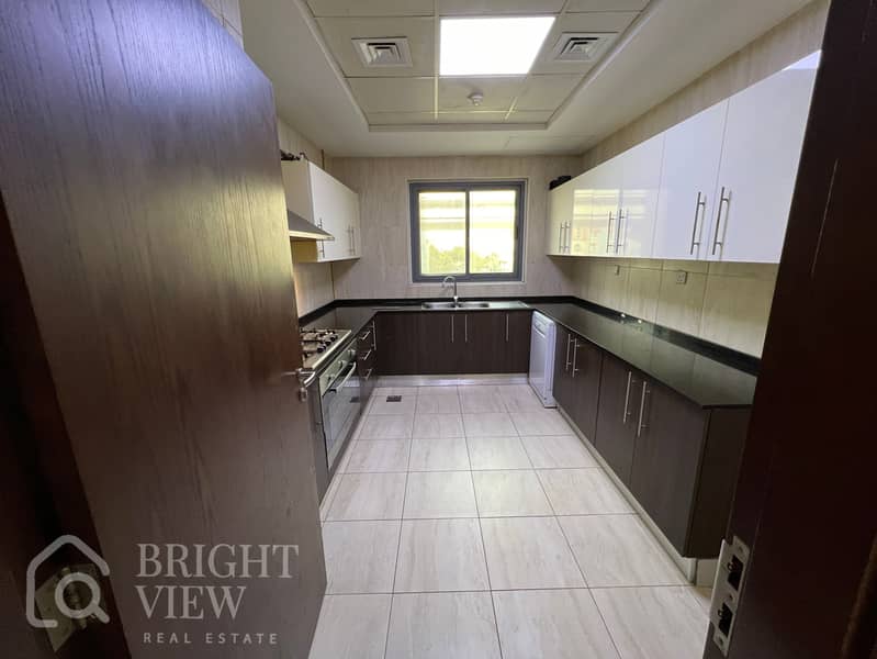 LARGE 3BR CLOSE KITCHEN CHILLER FREE NEXT 2 THE METRO - Image 11