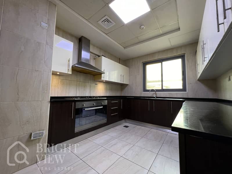 LARGE 3BR CLOSE KITCHEN CHILLER FREE NEXT 2 THE METRO - Image 13