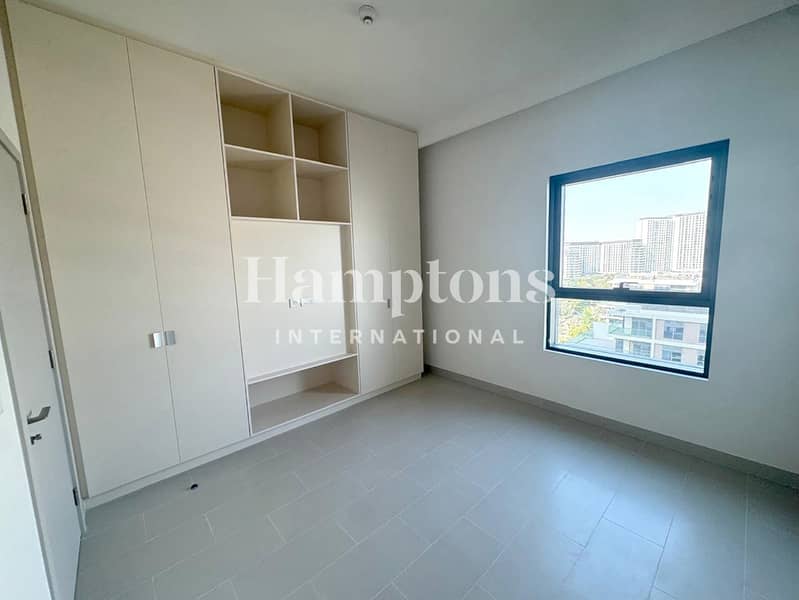 Elegant l Premium Appliances l Park Views - Image 9