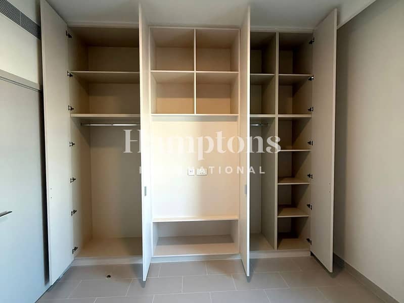 Elegant l Premium Appliances l Park Views - Image 12