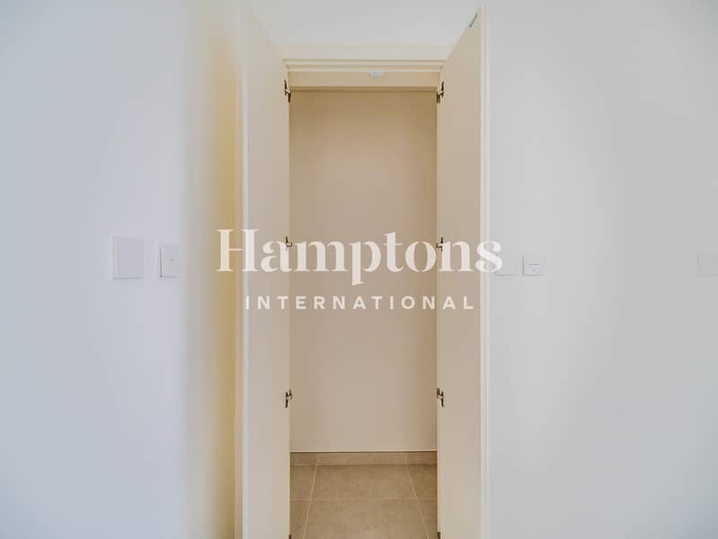 Brand New | Single Row | Facing Park - Image 19