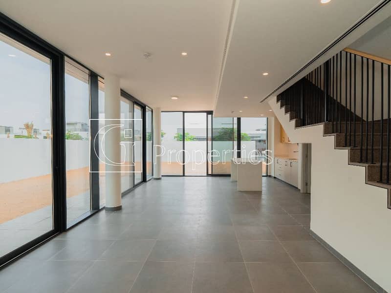 Single Row | Close to Amenities | Big Layout