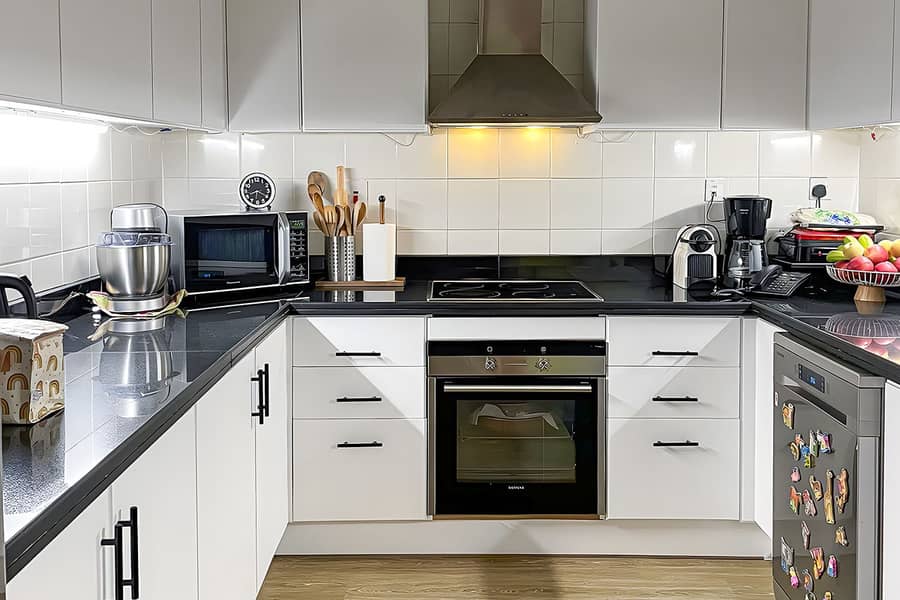 Marina View | Mid-Floor | Unfurnished | Managed - Image 10