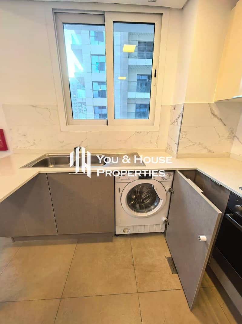 Elegant Urban Living I Fitted Kitchen I Amazing Amenities - Image 12