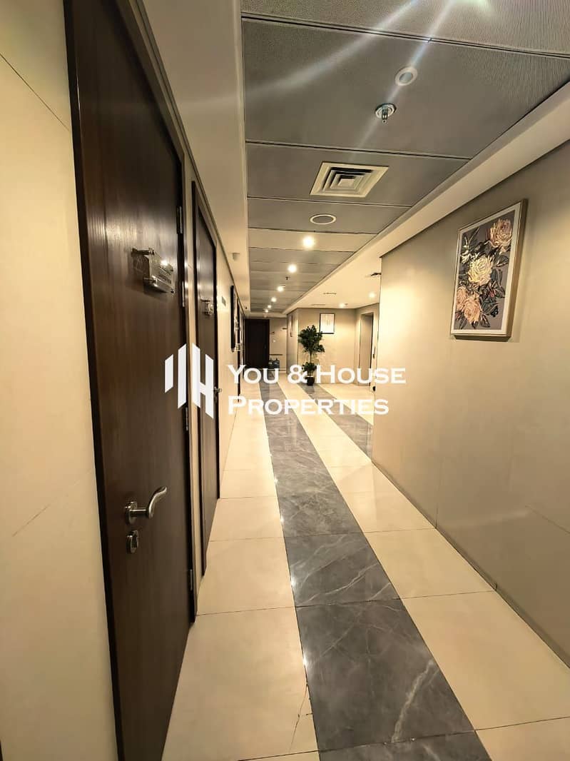 Elegant Urban Living I Fitted Kitchen I Amazing Amenities - Image 14