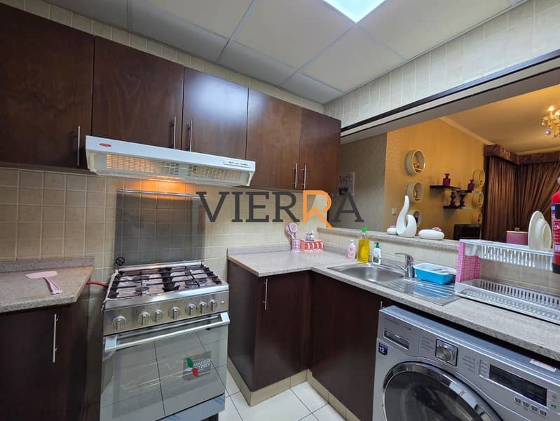 2 Bedroom+Laundry | Amazing Layout | Fully Furnished - Image 6